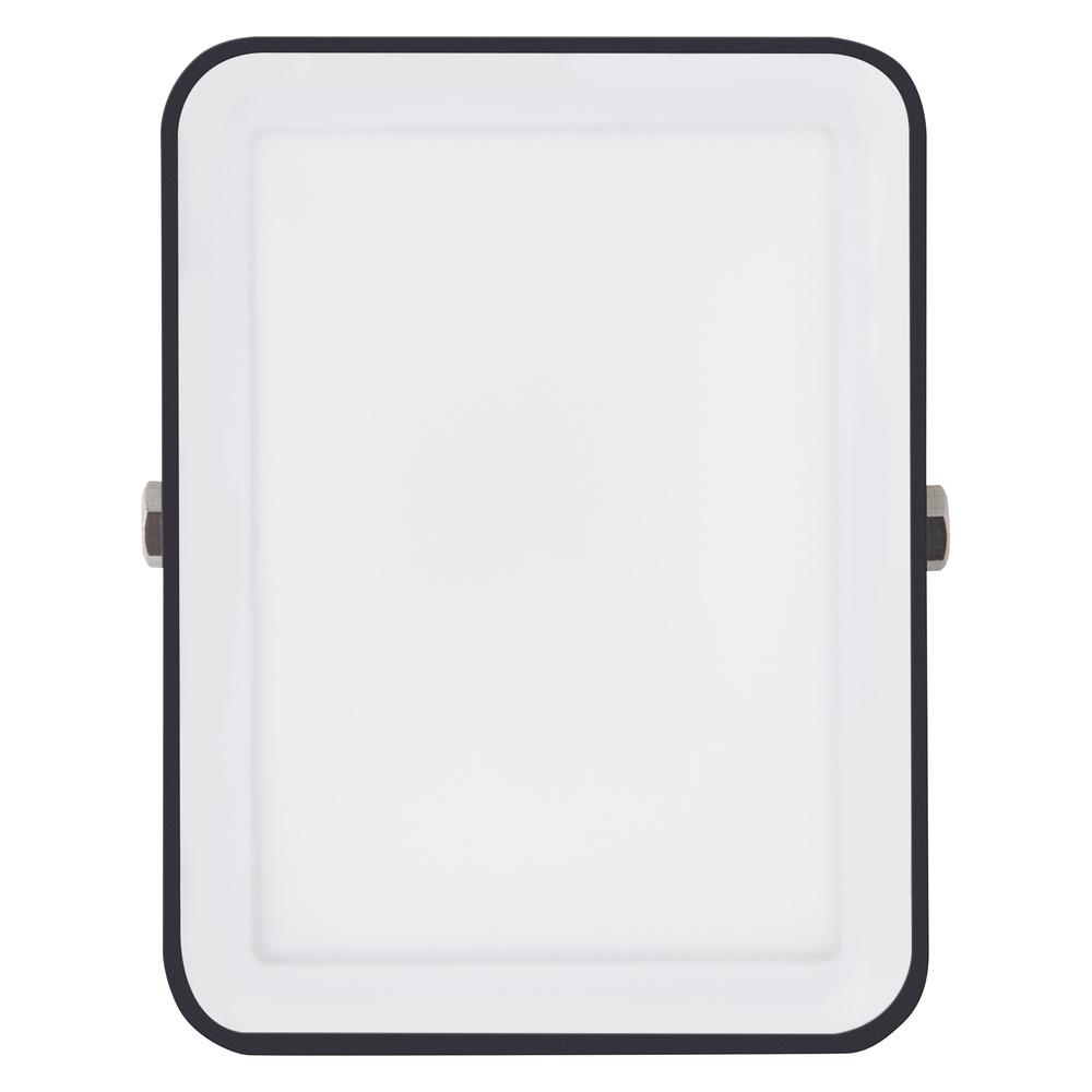 E-shop LED reflektor 10W 900lm 3000K IP65 čierny Essential Osram