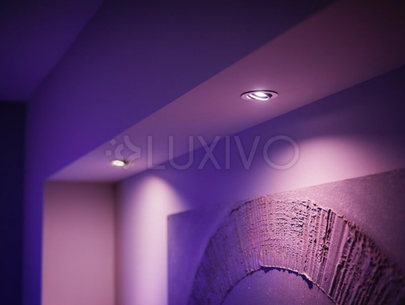 3x LED žiarovka GU10 s reflektorom 4,2W = 50W 400lm 2000-6500K CCT + RGB SMART Smart Bluetooth ZigBee White and Color Ambiance + Bridge Bridge + PILOT Regulátor Philips HUE Starter Kit