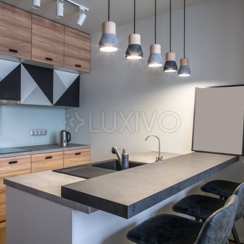 LED žiarovka E27 guľa P45 10W = 75W 1100lm 6500K studená 180° LUMILED