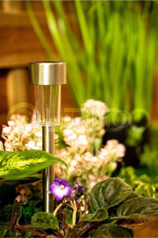 Záhradná lampa LED so solárnym pohonom Chrome 6500K PALIS LUMILED