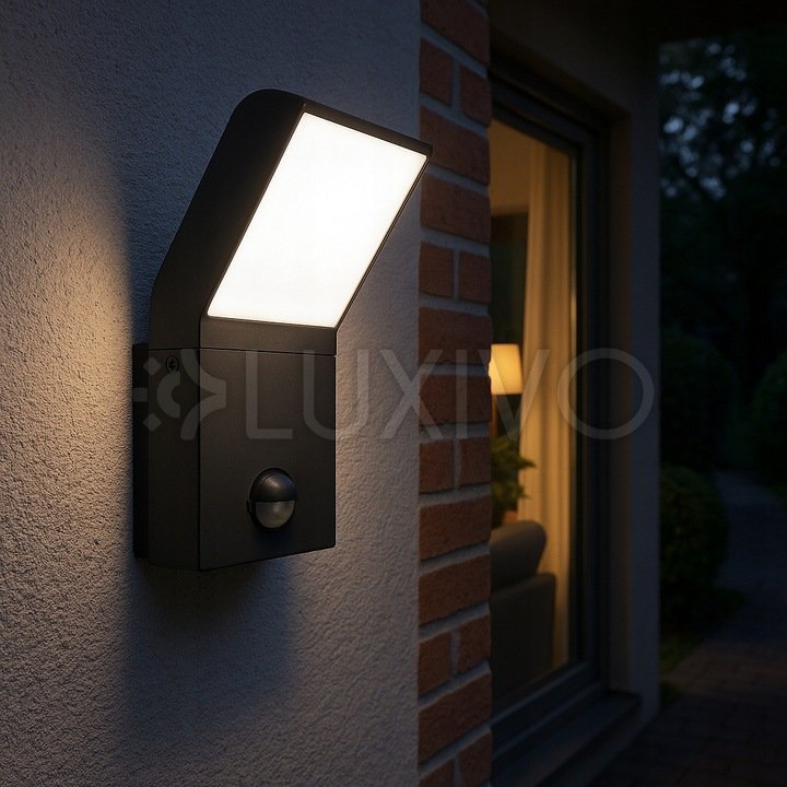 Lampa LED záhradná nástenné svietidlo fasádne vonkajšie 12W 550lm 4000K neutrálna 120° čierna IP54 so senzorom pohybu Clark Masterled