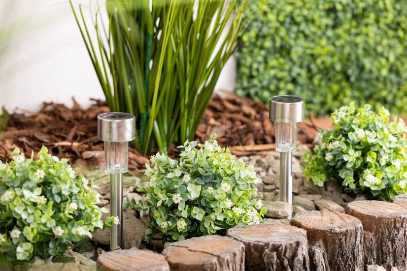 Záhradná lampa LED so solárnym pohonom Chrome 6500K PALIS LUMILED