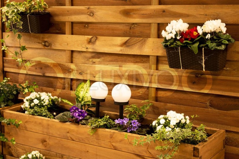 LED záhradná lampa na solárny pohon WHITE BALL 10cm GOLDLUX (Polux)