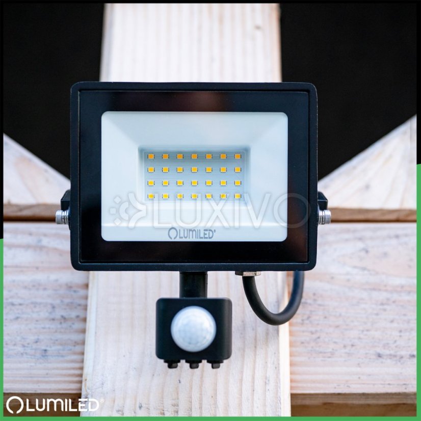 LED reflektor ZUNA2 30W 2700lm 4000K IP44 Black Senzor pohybu LUMILED