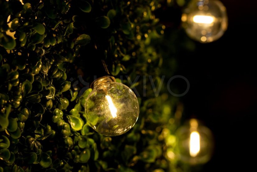 Záhrada Girland Vonkajšie osvetlenie Reťaz 15,2 m 30x LED okrasné korálky 3000K + diaľkové ovládanie DOLLIS LUMILED