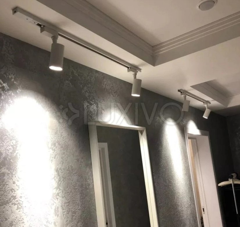 Biela jednofázová hliníková prípojnica pre reflektory 200 cm